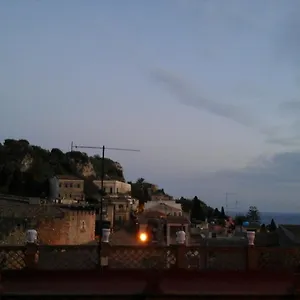 Odeon Apartament Taormina